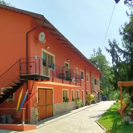 Cascina Grattinera 3*